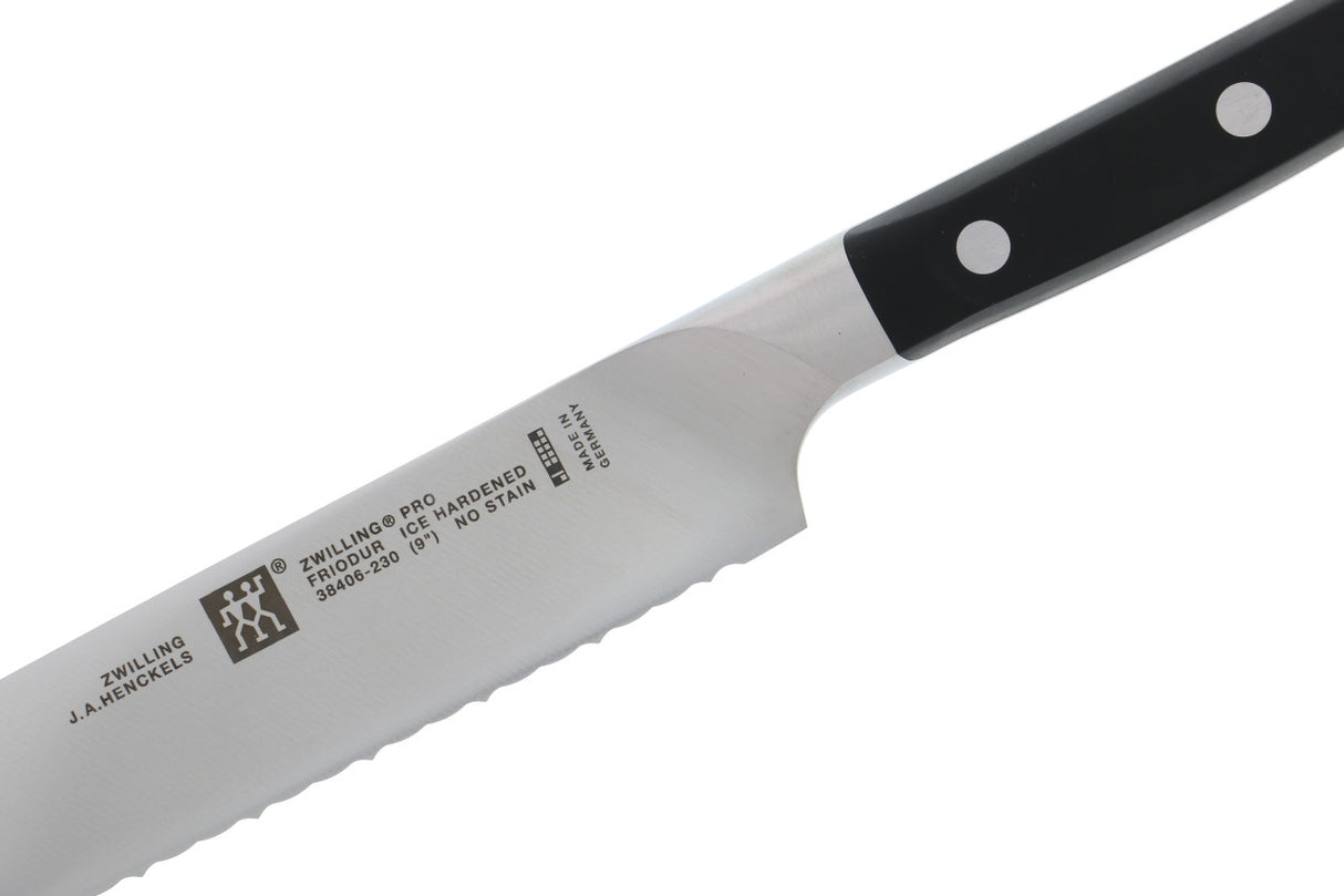 ZWILLING Pro 9-inch Z15 Bread Knife